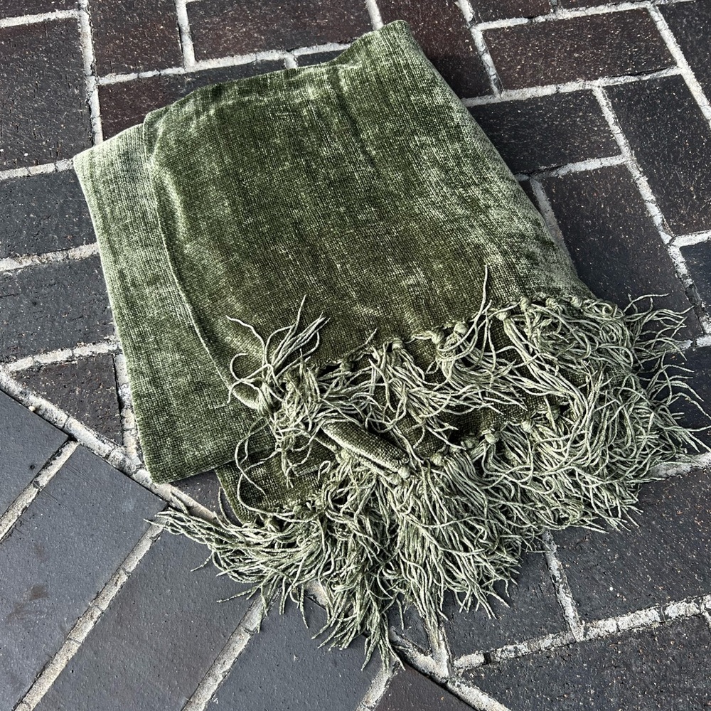 Olive Green Chenille Throw Blanket - Picture 1 of 16